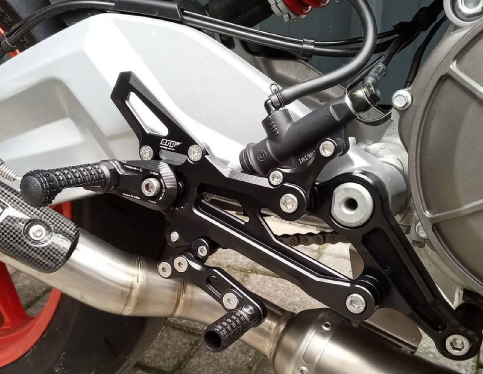 Commandes reculées ARP X Aprilia RS457 2024 2025 – Image 4